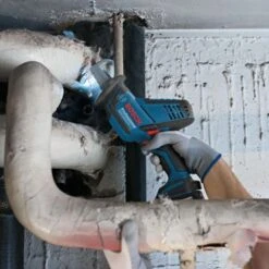 Bosch Professional Akku-Säbelsäge GSA 18 V-LI C Solo Mit 4 Säbelsägeblättern -Elektrowerkzeuge 2 a a gsa18vlic heizung 20