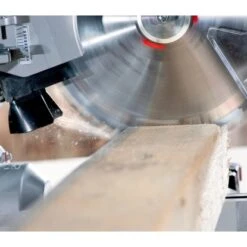 Metabo Kappsäge KGS 216 M Inkl. Hartmetall-Sägeblatt 1500 W 7 Metabo Kappsäge KGS 216 M Inkl. Hartmetall-Sägeblatt 1500 W -Elektrowerkzeuge 4007430256560 2085 A 02