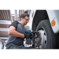 Bosch Professional 18 V Akku-Drehschlagschrauber GDS 18V-1000 C Solo 5 Bosch Professional 18 V Akku-Drehschlagschrauber GDS 18V-1000 C Solo -Elektrowerkzeuge 605679 3058 03