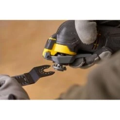 Stanley Fatmax Akku-Multifunktionswerkzeug V20 SFMCE500B Basis 18 V Inkl. 20-tei 4 Stanley Fatmax Akku-Multifunktionswerkzeug V20 SFMCE500B Basis 18 V Inkl. 20-tei -Elektrowerkzeuge 763499 2012 229